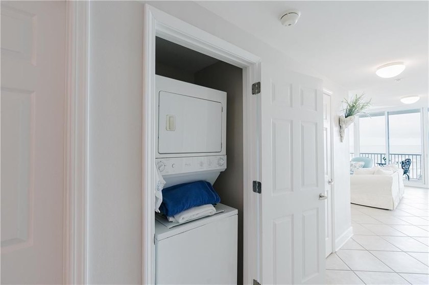 Welcome to Sanibel, where coastal luxury and convenience meet in - photo 14