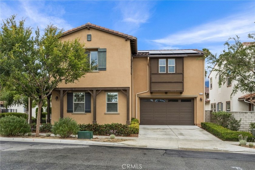 Stunning detached corner-lot home in the prestigious gated - photo 39
