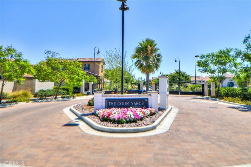Stunning detached corner-lot home in the prestigious gated - photo 45