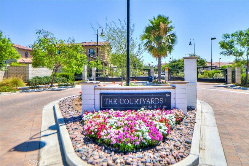 Stunning detached corner-lot home in the prestigious gated - photo 46