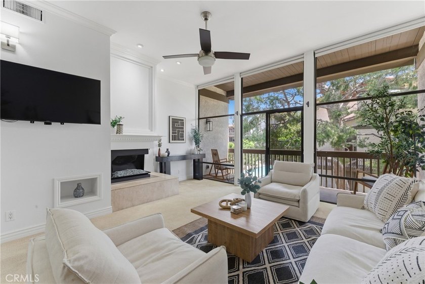 Welcome to 8208 Marina Pacifica Dr N in Long Beach-a private - photo 21
