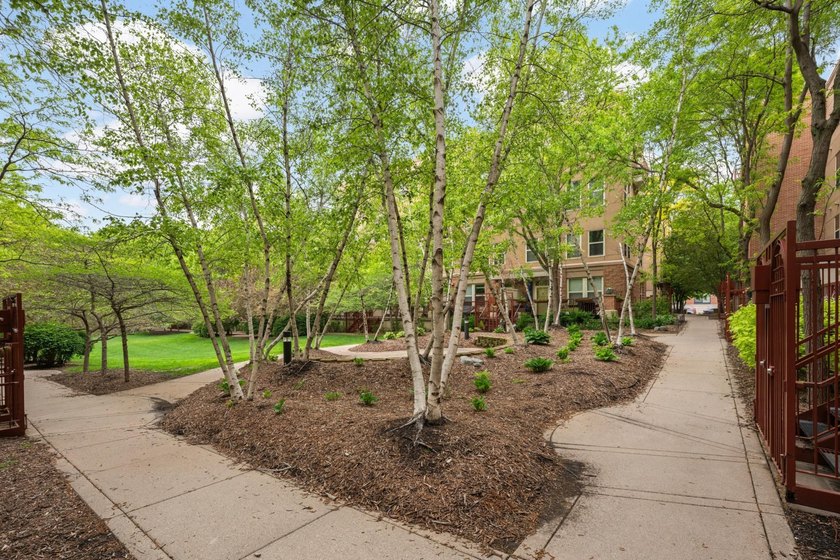 Rarely available corner unit at River Station Condos in the - photo 34