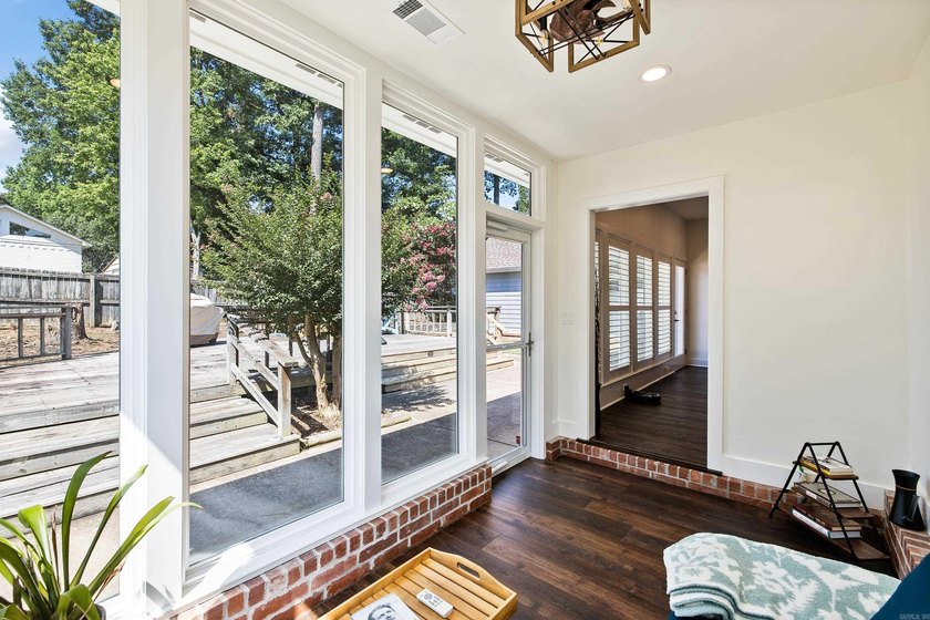 Welcome to this beautifully updated 3-bedroom, 2-bath home - photo 21