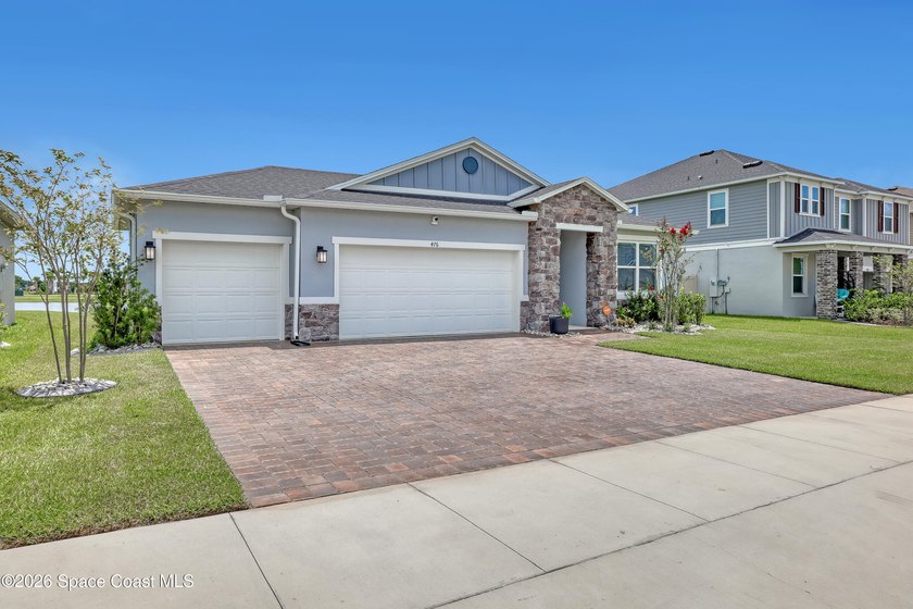 THIS HOME HAS IT ALL! Why wait to build when you can move right - photo 3