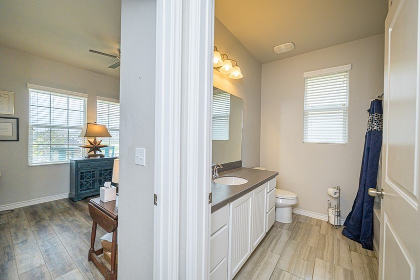Spacious 4-Bed, 3-Bath Home in Wandering Oaks - Move-In Ready - photo 27