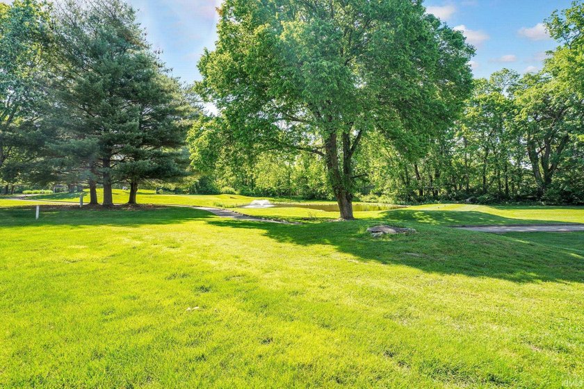 Rare opportunity in Eagle Pointe's Greenridge community! Located - photo 28