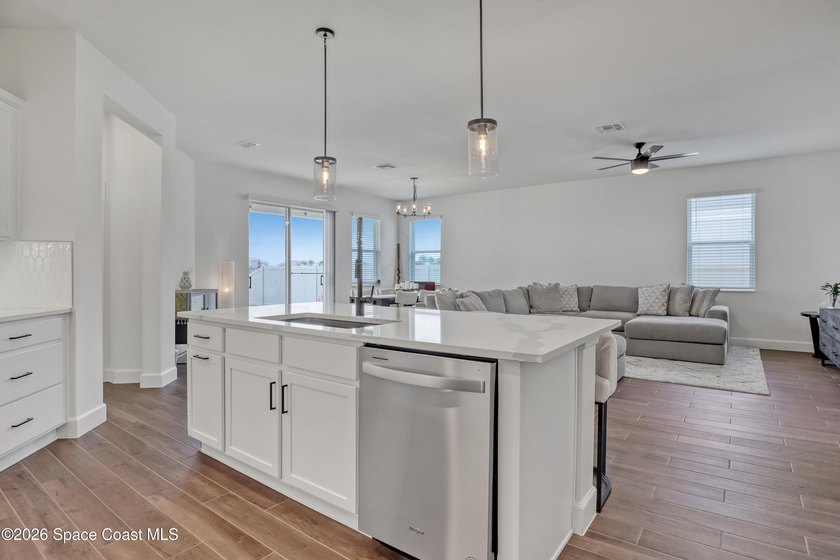 THIS HOME HAS IT ALL! Why wait to build when you can move right - photo 10