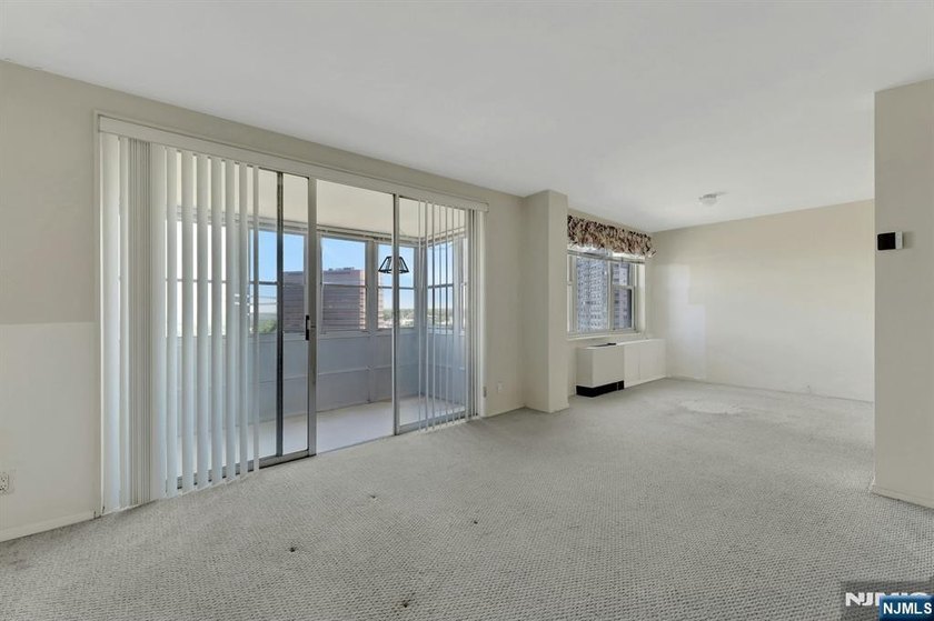 Contact Debra Jacobs or Halley Natkin Coldwell Banker Fort Lee - photo 17