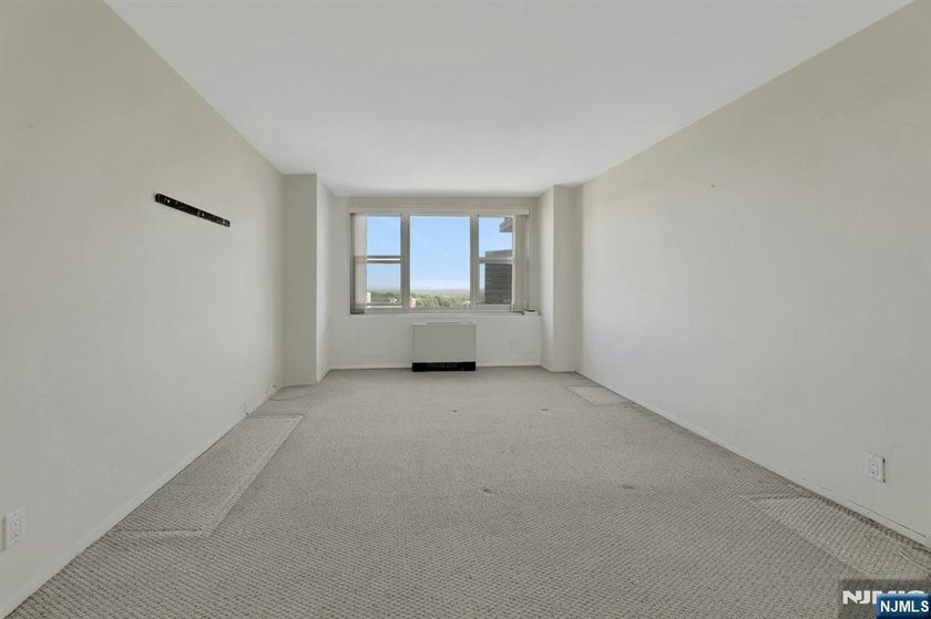Contact Debra Jacobs or Halley Natkin Coldwell Banker Fort Lee - photo 29