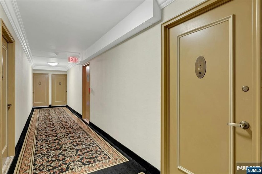 Contact Debra Jacobs or Halley Natkin Coldwell Banker Fort Lee - photo 33
