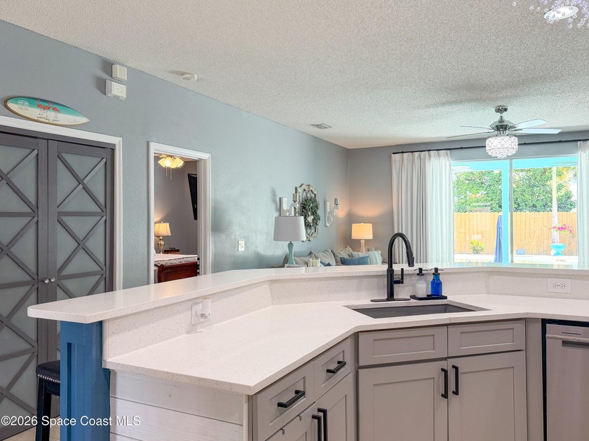 Welcome to 1330 Enclave Dr - your own private retreat on the - photo 9