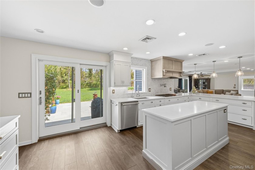 Privacy abounds at this timeless 5 bedroom, 3.5 bath colonial - photo 17