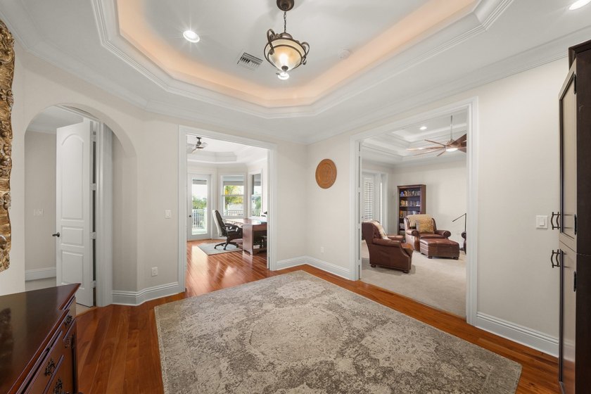 Experience the pinnacle of coastal luxury in the heart of - photo 26