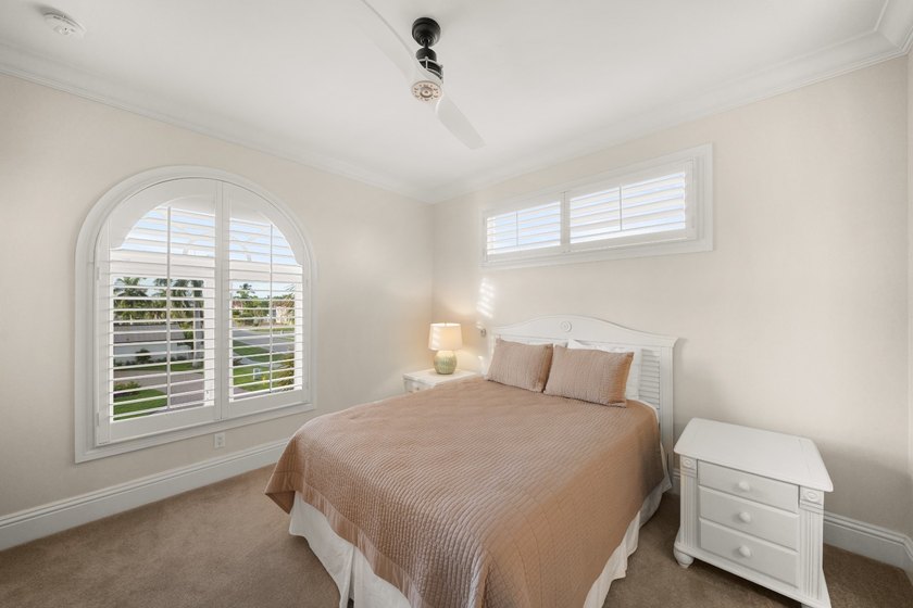 Experience the pinnacle of coastal luxury in the heart of - photo 28