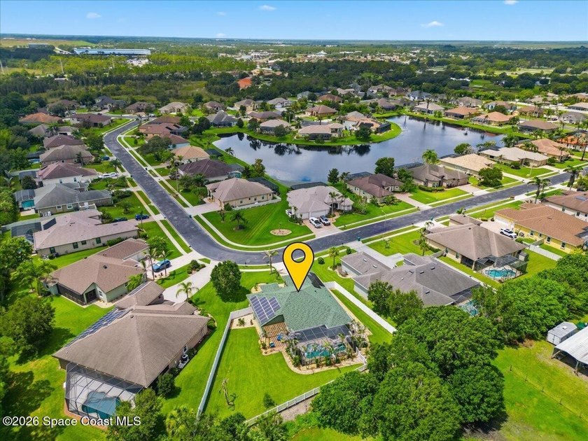 Welcome to this meticulously maintained, move-in-ready home in - photo 7