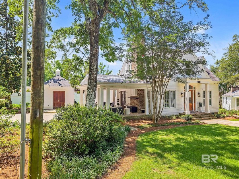 Charming Montrose Retreat - Furnished Home + Guest House with - photo 2