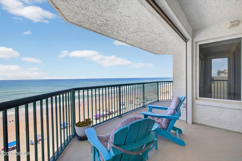 THIS IS THE ONE! A direct oceanfront end-unit residence where - photo 21