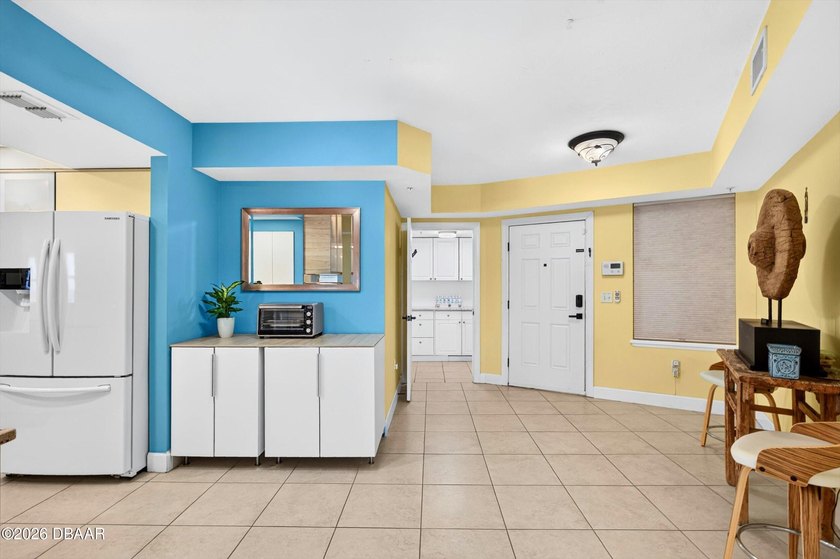THIS IS THE ONE! A direct oceanfront end-unit residence where - photo 25