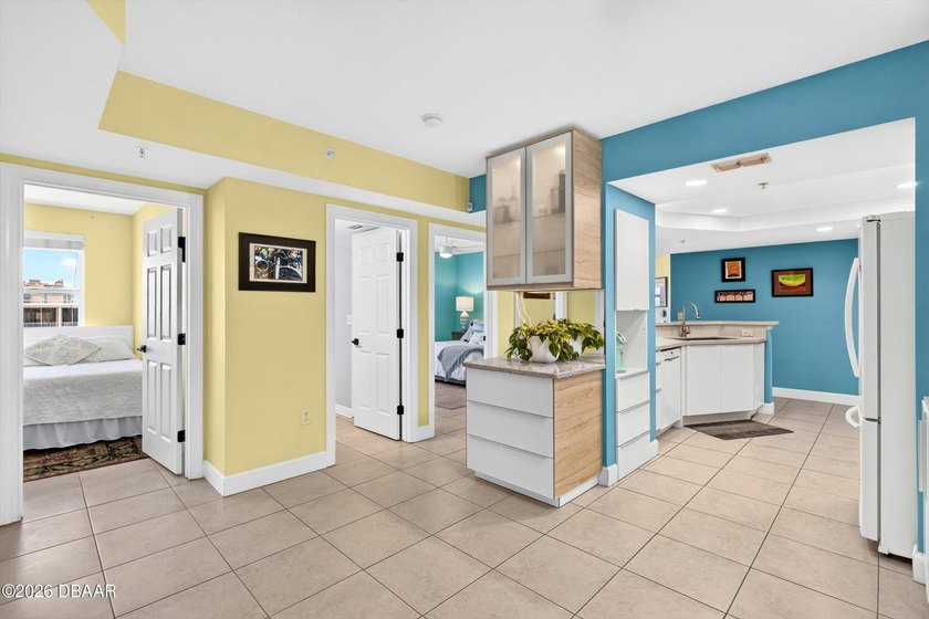 THIS IS THE ONE! A direct oceanfront end-unit residence where - photo 26