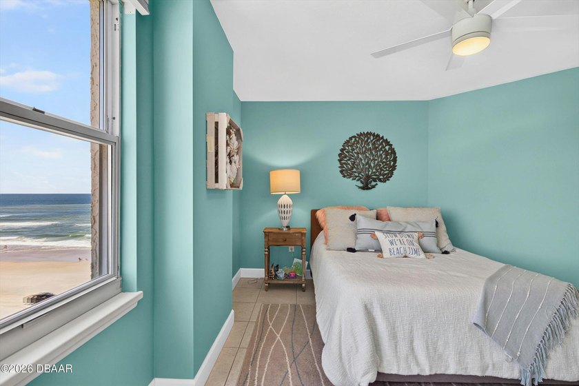 THIS IS THE ONE! A direct oceanfront end-unit residence where - photo 47