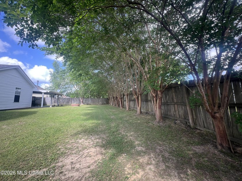 Just listed: a well-maintained, move-in-ready home on a large - photo 32