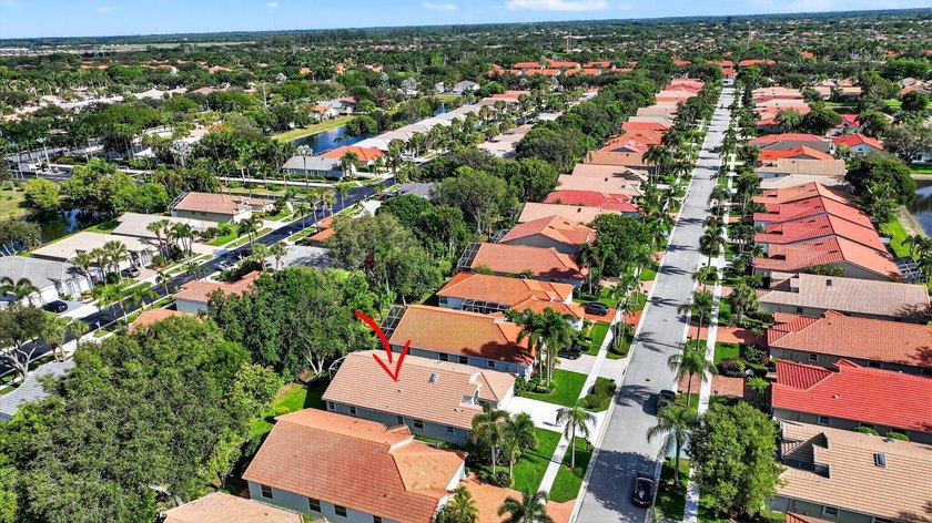 Welcome to this charming single-story residence in Palm Isles - photo 43