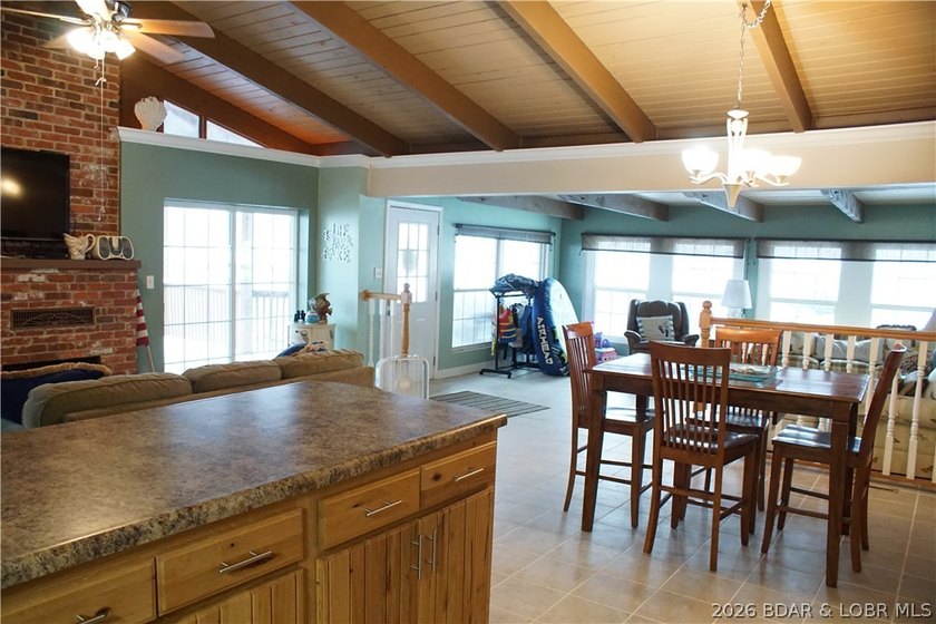 Incredible views with two beautiful homes that set the stage for - photo 46
