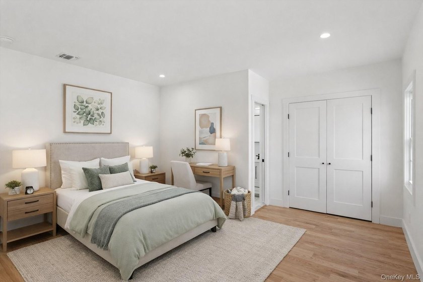 Beautifully renovated and exceptionally spacious, this stunning - photo 7