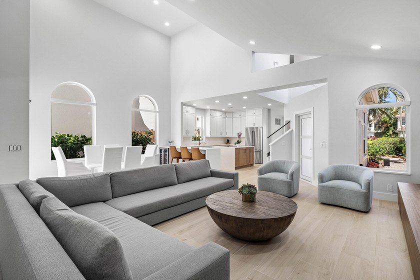Completely renovated, this beautifully reimagined residence - photo 14
