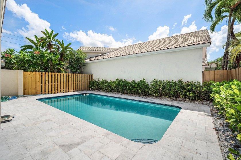 Completely renovated, this beautifully reimagined residence - photo 34