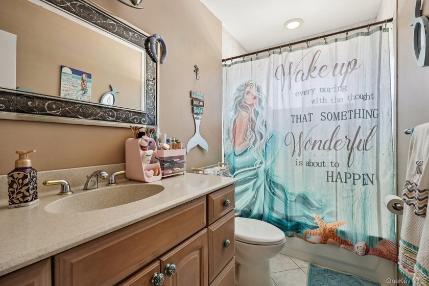 HOUSE FULLY AVAILABLE!! Welcome to this beautifully maintained - photo 22
