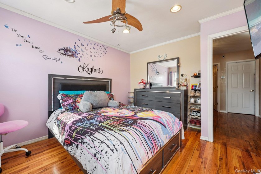 HOUSE FULLY AVAILABLE!! Welcome to this beautifully maintained - photo 24