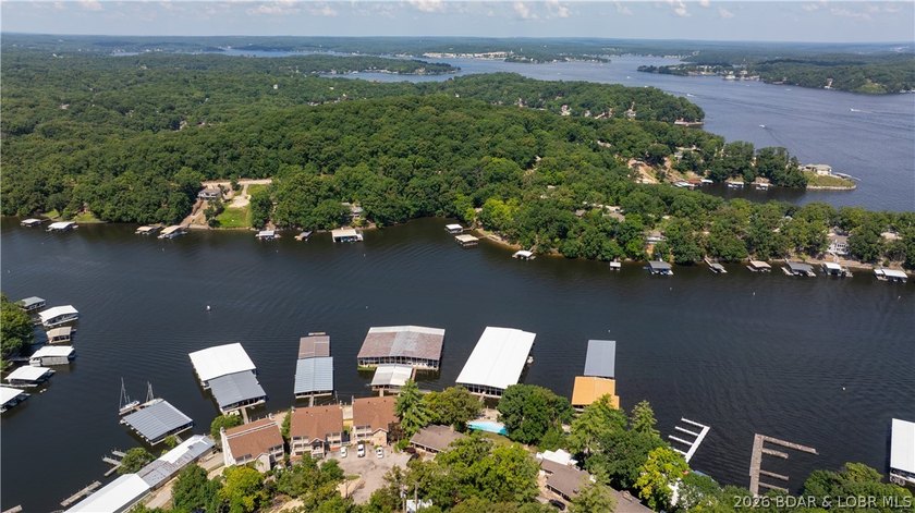 Imagine waking up to spectacular lake views every day in this - photo 32