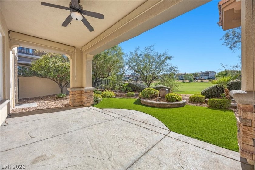 Wake up to Golf Course views. End every day with Red Rock - photo 49