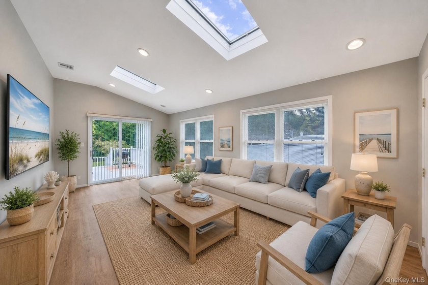 Welcome Home To 859 Pine Avenue, West Islip: A Stunning - photo 17