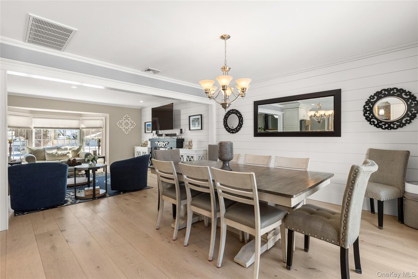 Welcome to this charming and well-maintained 3-bedroom, 3-bath - photo 6