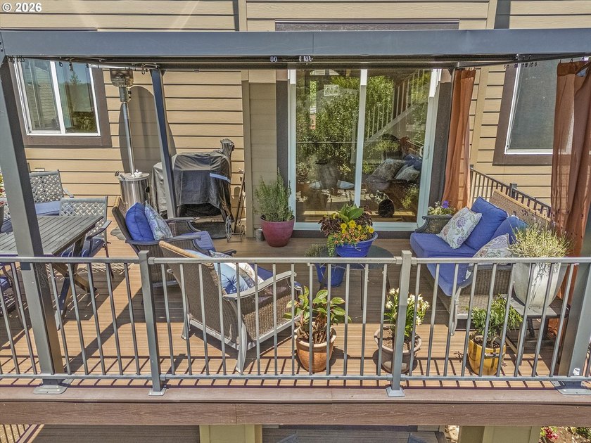 Wake up to golf course views, unwind on the deck at sunset, and - photo 45