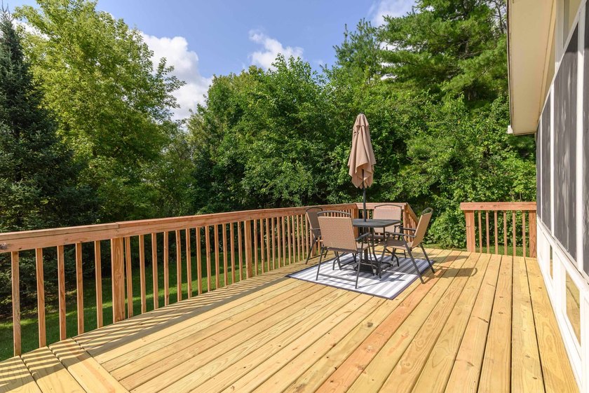 This great split-bedroom Ranch features spacious rooms, an open - photo 17