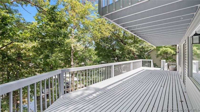Located at the 3MM of the Big Niangua, this 3-bedroom, 2.5-bath - photo 46