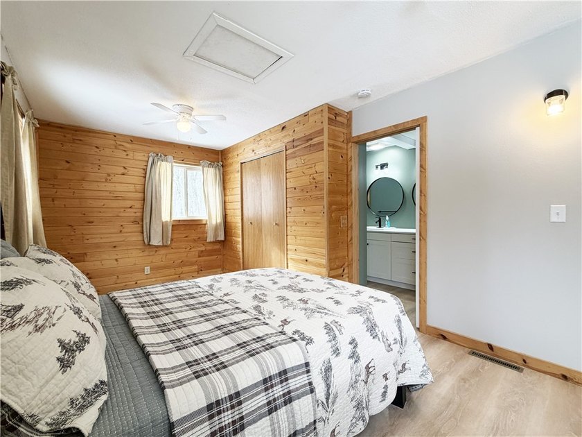 Welcome to this beautifully updated 3-bedroom, 2-bath home set - photo 14