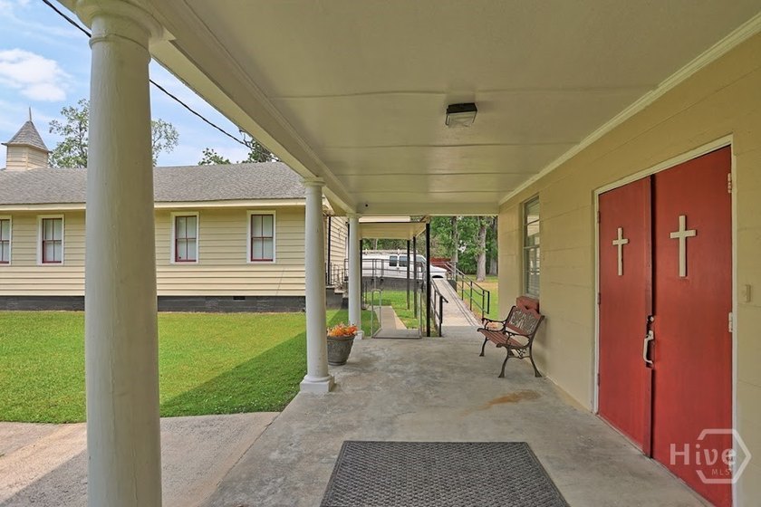 Exceptional opportunity to own a well-maintained Special Purpose - photo 29