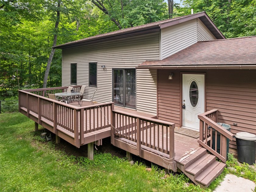 Welcome to this beautifully updated 3-bedroom, 2-bath home set - photo 35