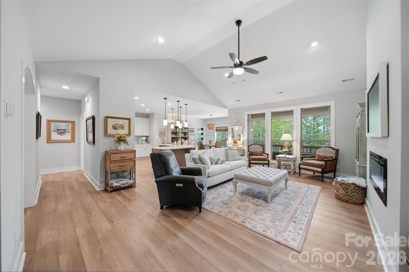 Custom home in a gated community, offering access to lake - photo 9