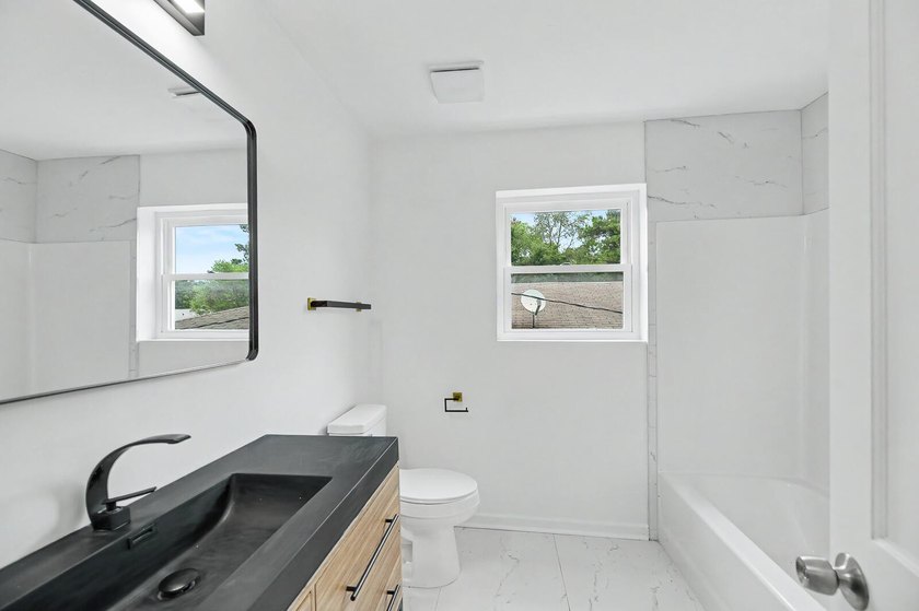 Beautiful new construction home featuring 3 bedrooms and 2.5 - photo 11