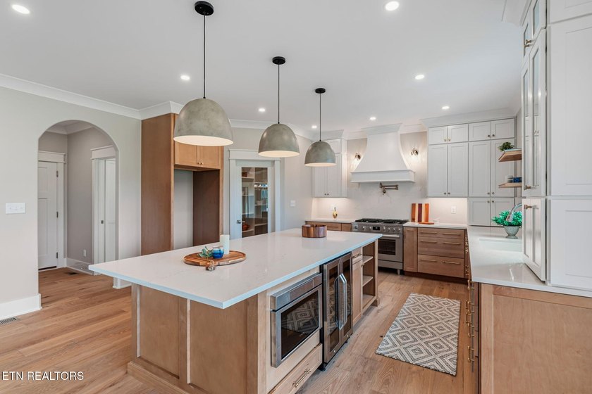 Introducing Magnolia Manor, an exclusive boutique community in - photo 16