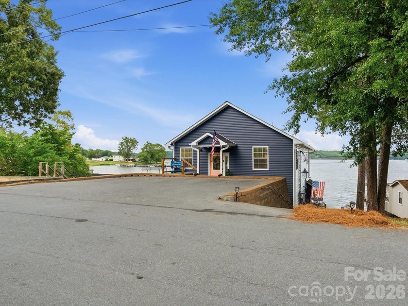 Lake Tillery Main-Channel Waterfront with an Additional Lot - photo 8