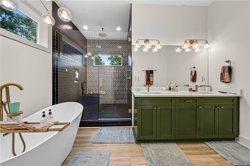 100+ FEET OF CHATTAHOOCHEE RIVER FRONTAGE AND A MODERN HOME TO - photo 22