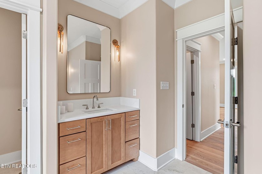 Introducing Magnolia Manor, an exclusive boutique community in - photo 44
