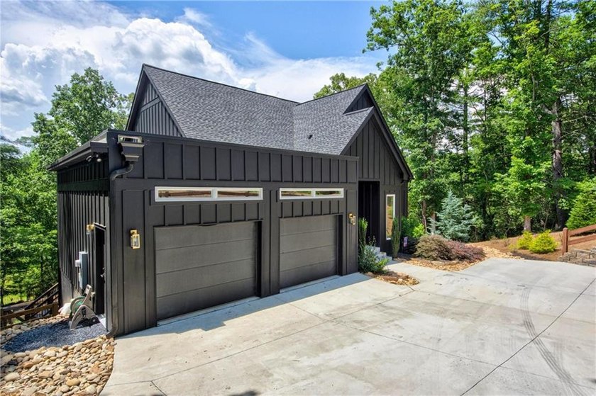 100+ FEET OF CHATTAHOOCHEE RIVER FRONTAGE AND A MODERN HOME TO - photo 46