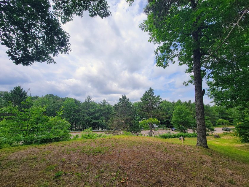 Updated 2-bedroom west-facing home with 264' of frontage on - photo 20